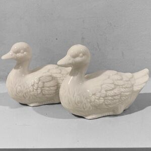 Porcelain Duck Salt & Pepper Shaker Set Vintage